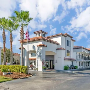 quality-inn-daytona-speedway-i-95.thedaytonabeachhotels.com/