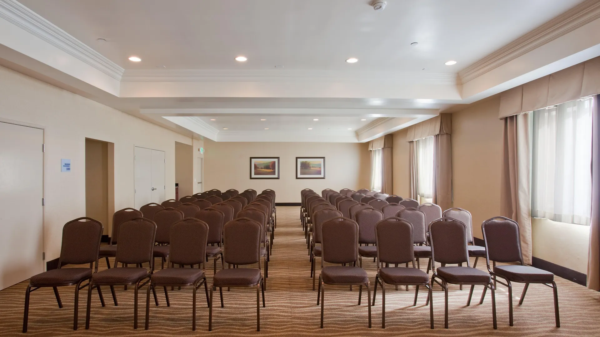 Holiday Inn Express Hotel & Suites Los Angeles Airport Hawthorne By Ihg