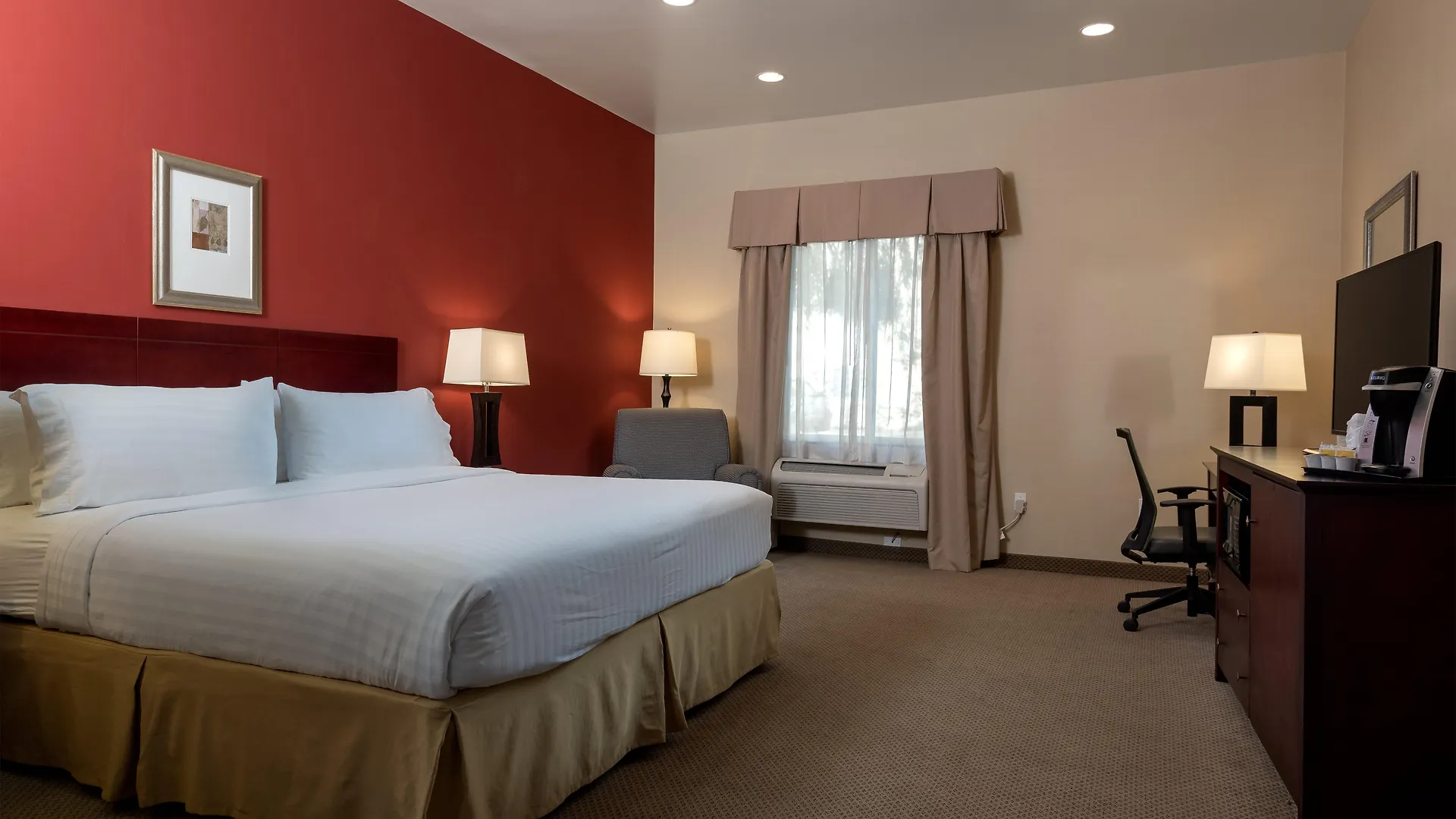 Holiday Inn Express Hotel & Suites Los Angeles Airport Hawthorne By Ihg
